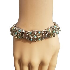VINTAGE SILVERTONED & TURQUOISE CABACHON DETAILED PANEL CHAIN BRACELET